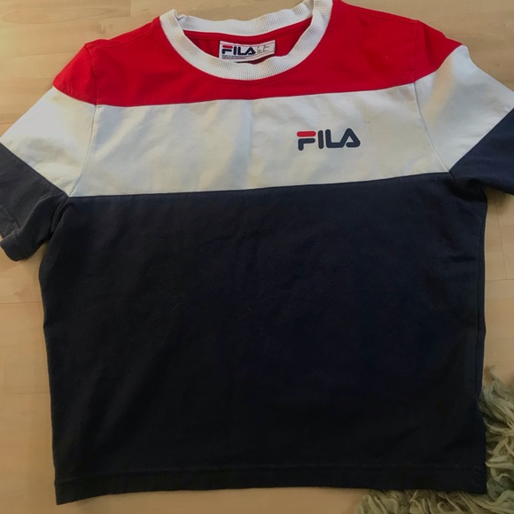 Fila t—shirt, femme ,size 16-34y/o blue,white,red - Picture 1 of 1